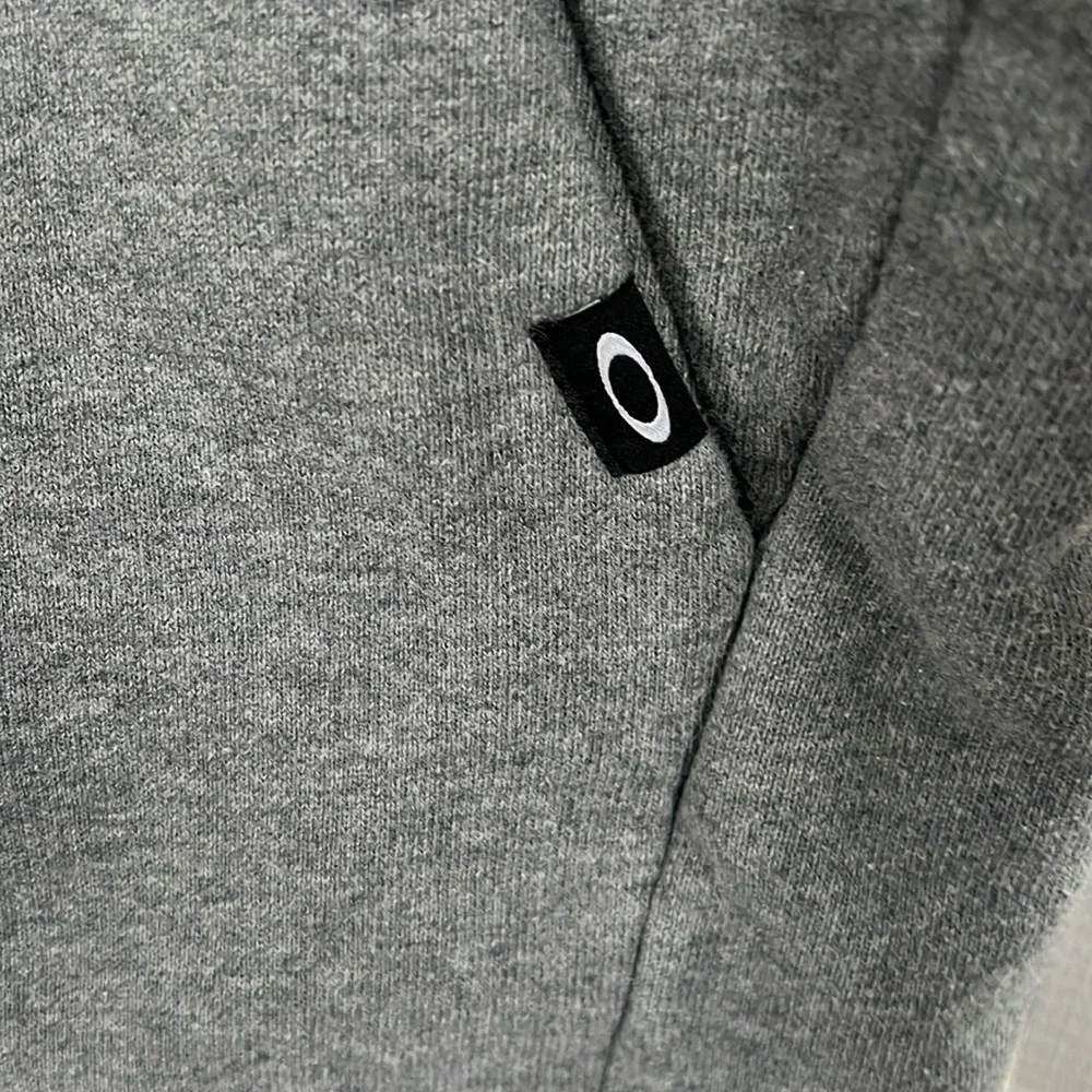 Oakley Lightweight Jacket - Picture 2 of 4